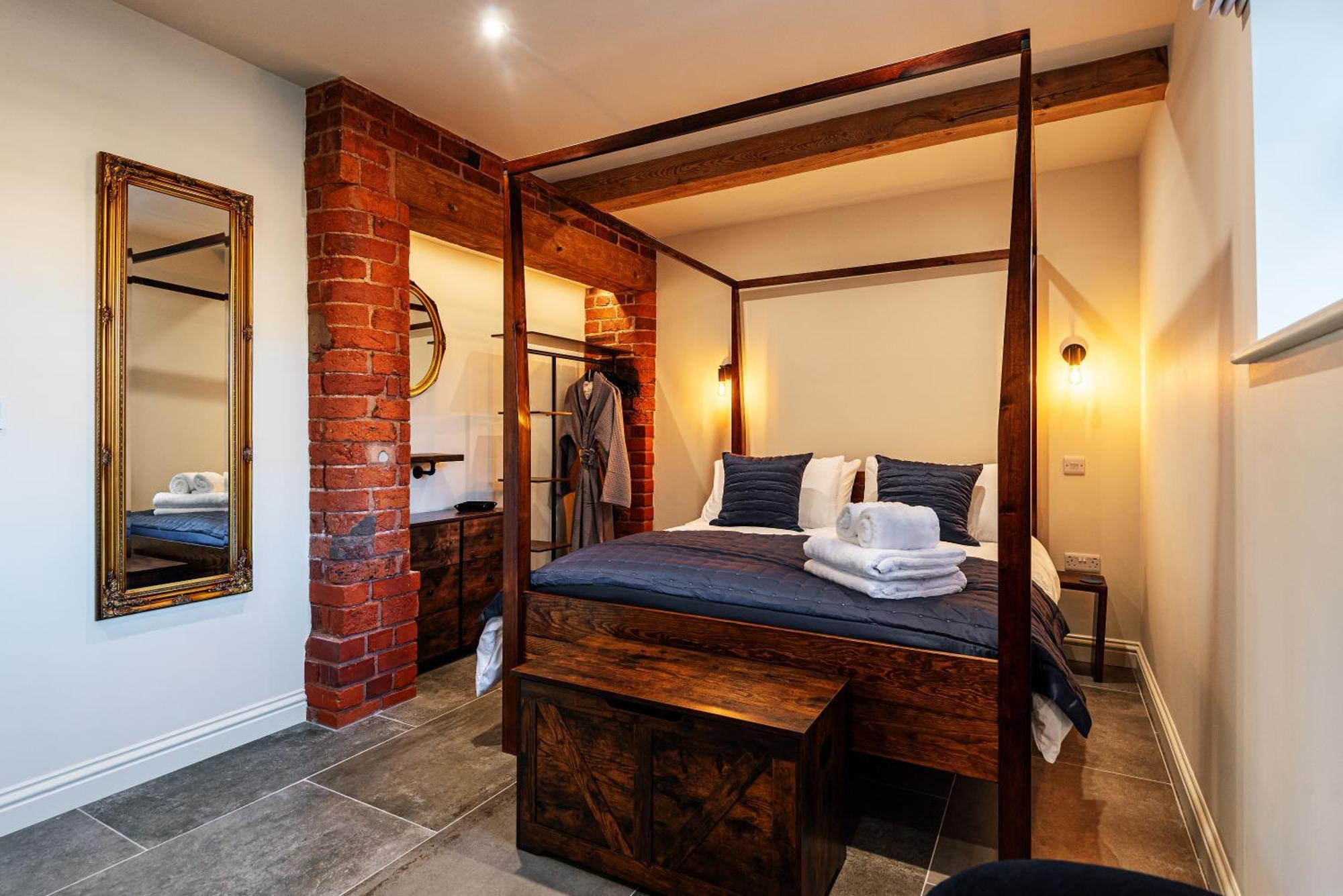 Pigeon House - Unique Barn With Private Garden, Hot Tub And Wood Burner Villa Shrewsbury Luaran gambar