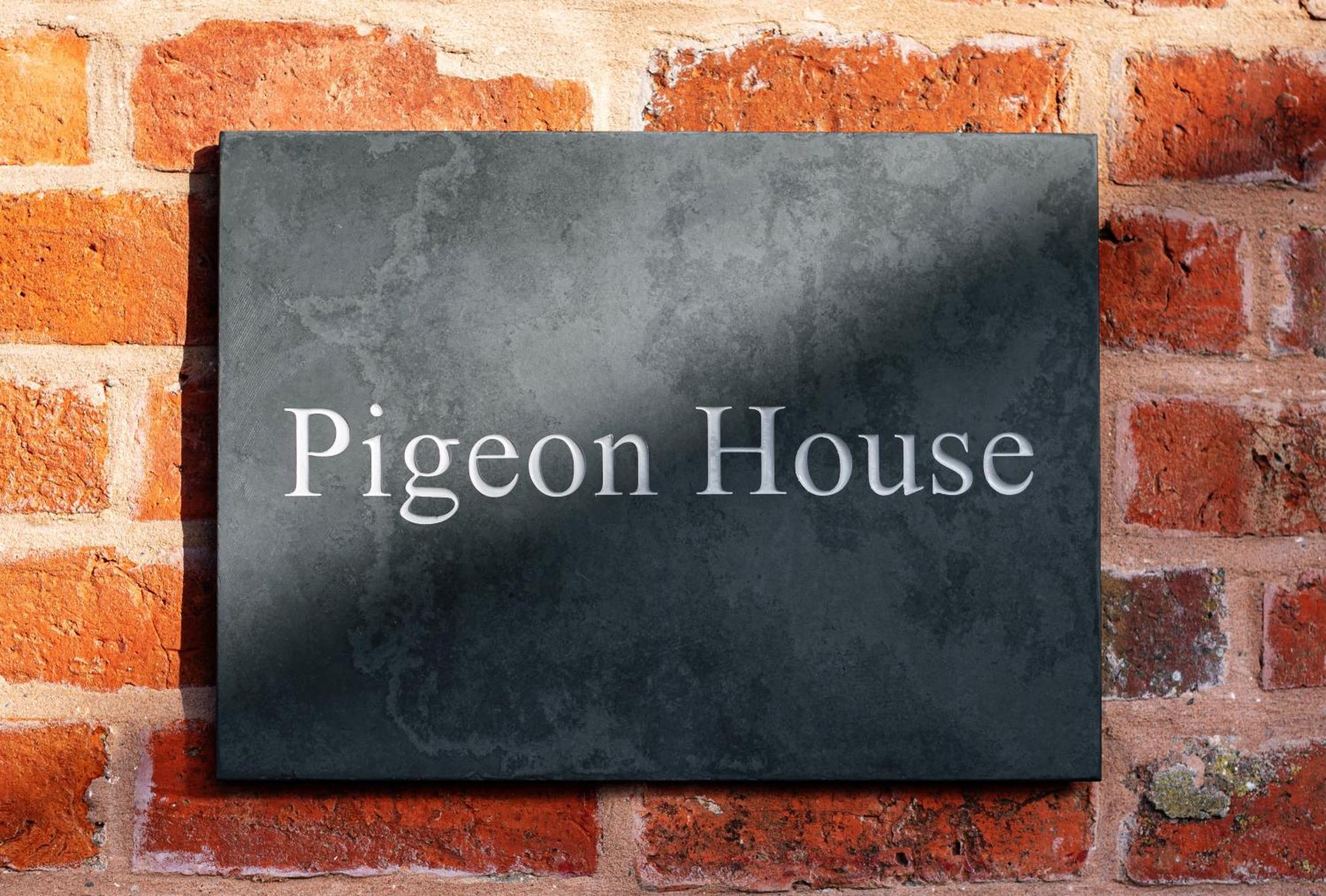 Pigeon House - Unique Barn With Private Garden, Hot Tub And Wood Burner Villa Shrewsbury Luaran gambar