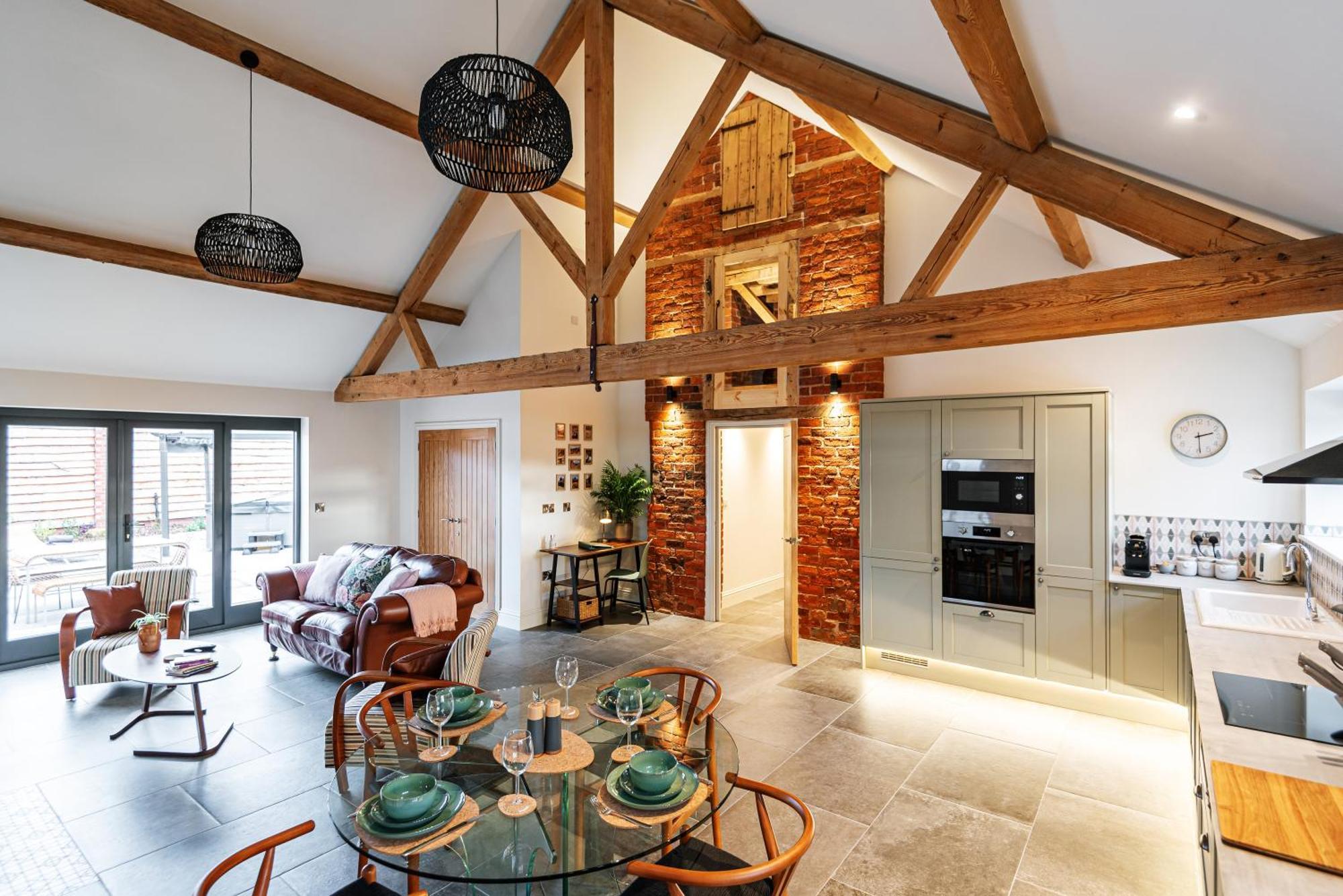 Pigeon House - Unique Barn With Private Garden, Hot Tub And Wood Burner Villa Shrewsbury Luaran gambar